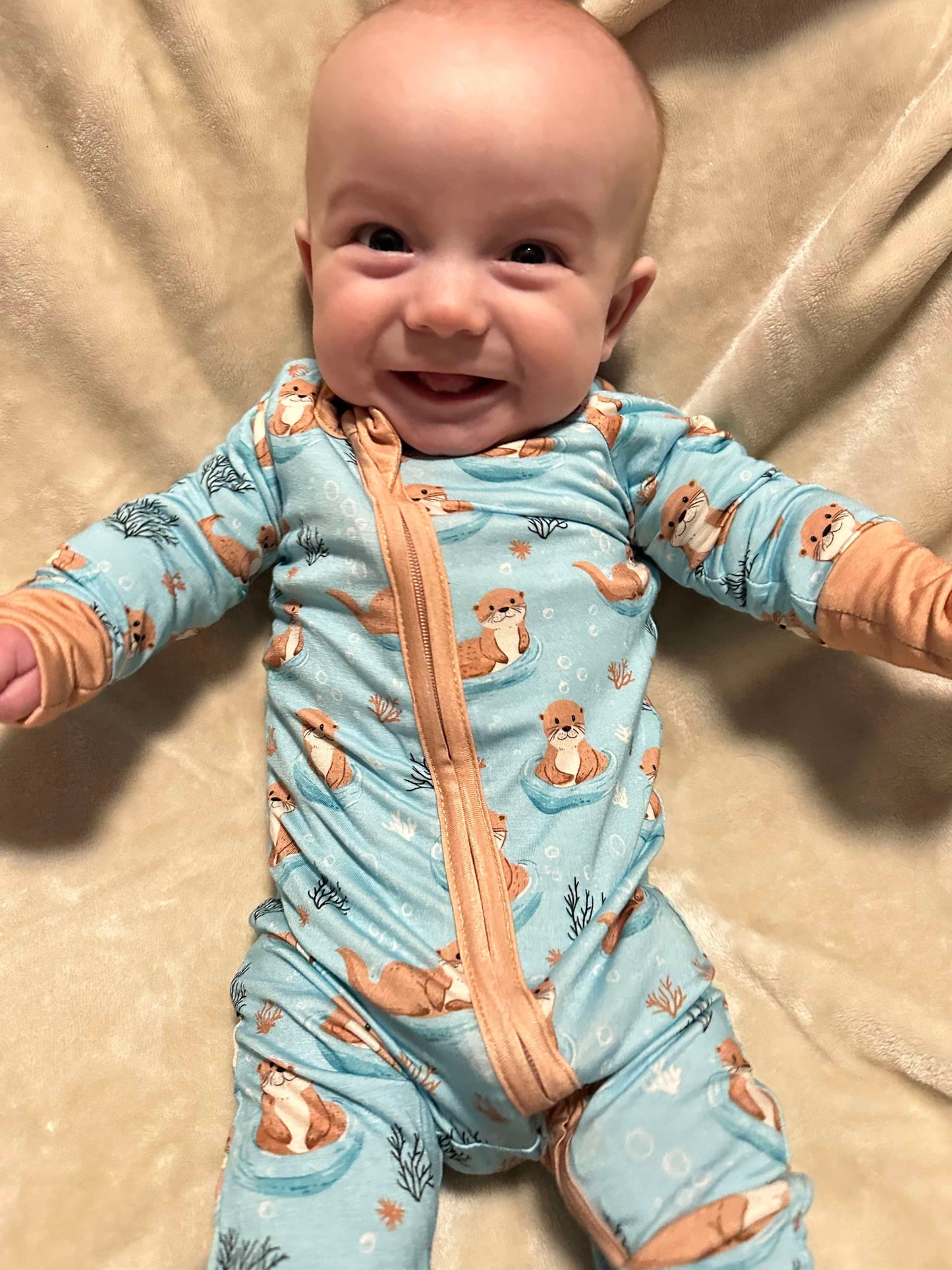 Cute as no Otter Zippie 🦦