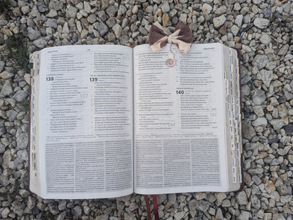 Country music Bible/Book Bow