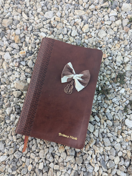 Country music Bible/Book Bow