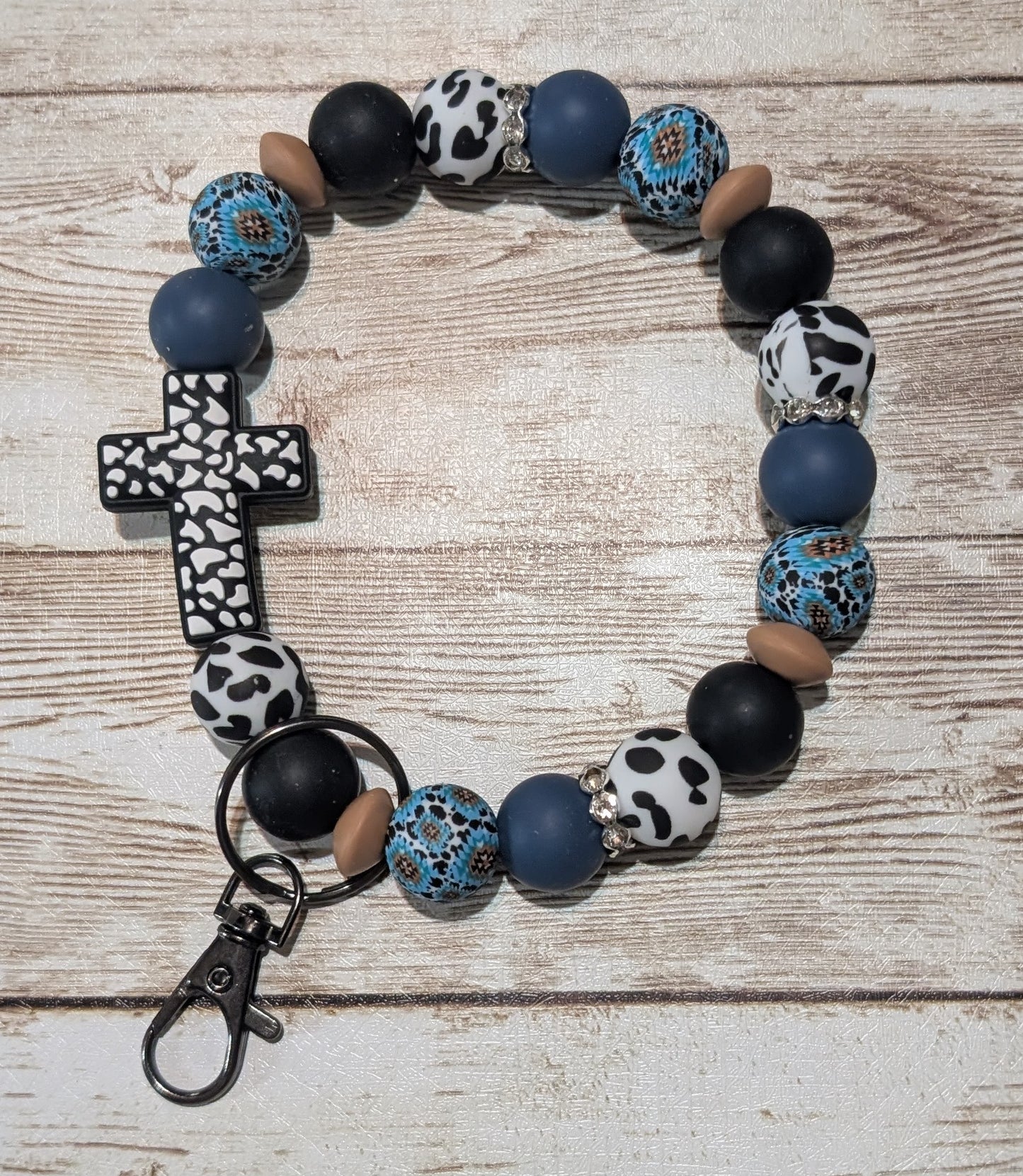 Cow cross wristlet