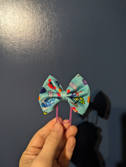 Salty Way Bible/book bow